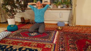 Anna making a Self-Breema at Kapellgatan