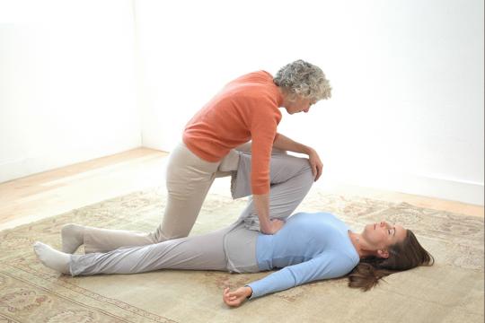 Practitioner sharing Breema bodywork